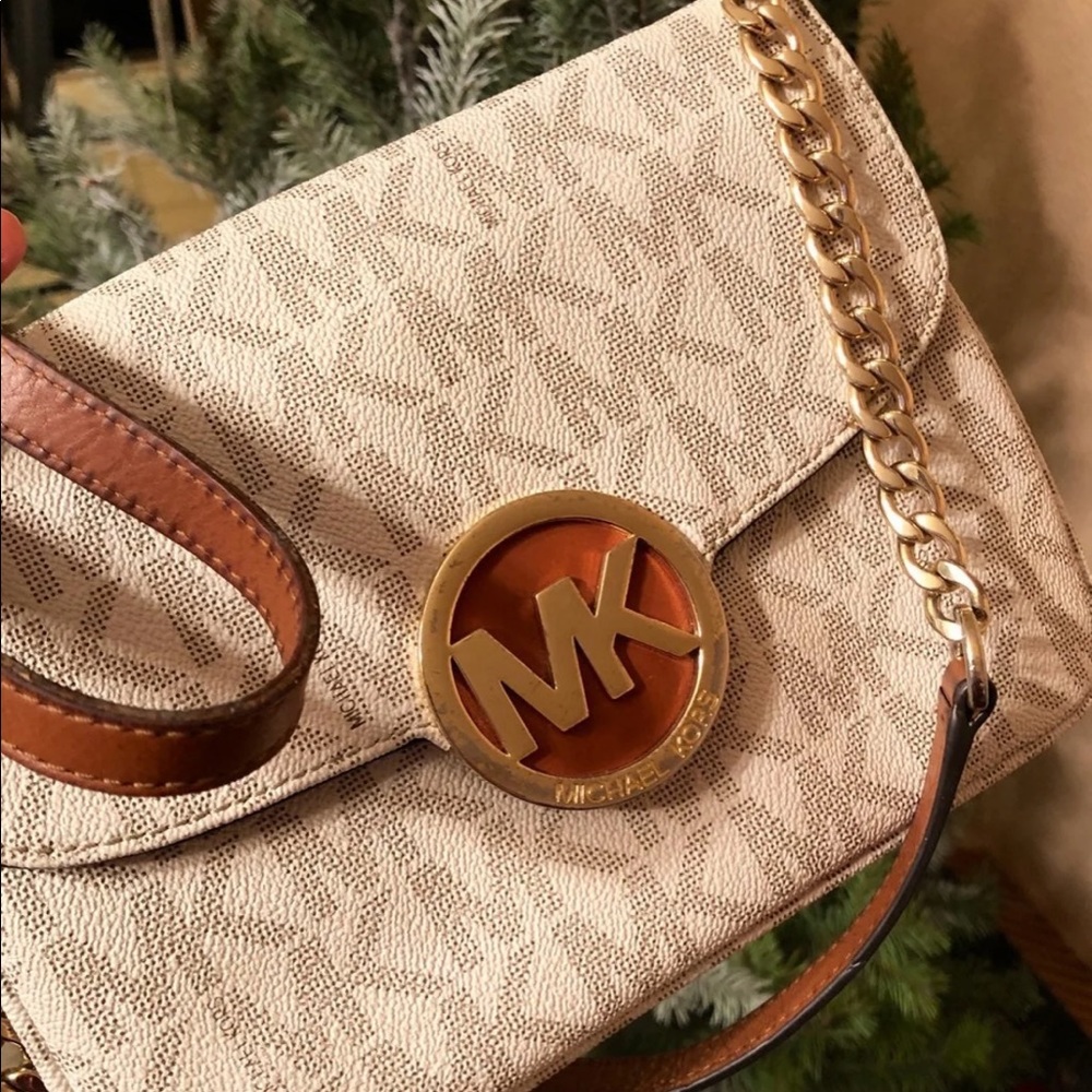 Michael Kors Crossbody